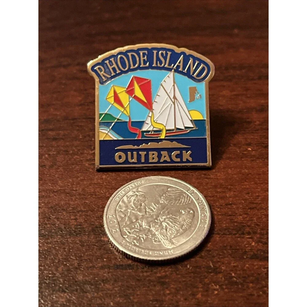 Outback Steakhouse 50 States Rhode Island Sailboat Kites‎ Lapel Hat Pin